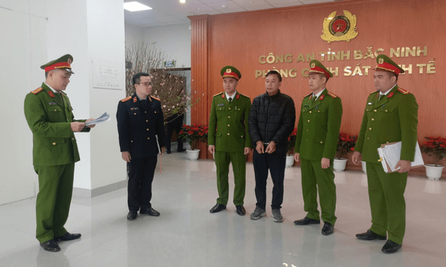 Bắt chủ cơ sở trộn hóa chất có nguy cơ gây ung thư cao vào riềng xay tươi bán ra thị trường