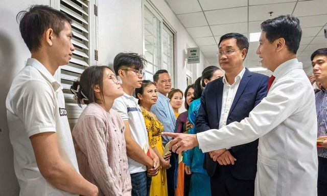 Tin tức đời sống 25/2: Hai nữ điều dưỡng kịp thời hiến máu cứu sản phụ 