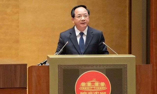 Kiên quyết khắc phục việc chú trọng kinh tế mà coi nhẹ văn hoá