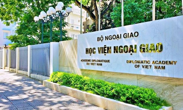 Học viện Ngoại giao công bố phương án tuyển sinh, yêu cầu khắt khe khi xét bằng học bạ