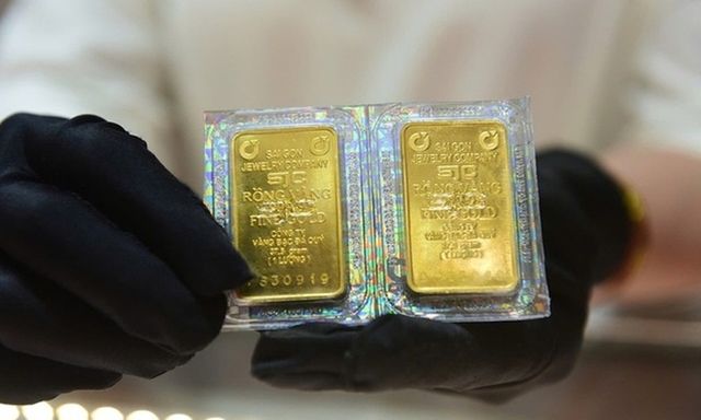 Giá vàng hôm nay (28/2): Giá vàng trong nước bật tăng, chuyên gia nhận định