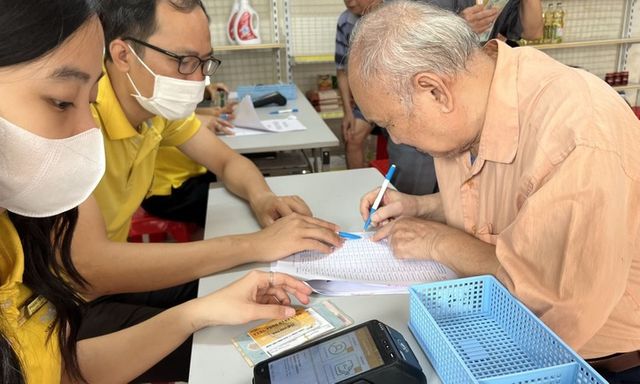 Ai được hưởng trợ cấp hưu trí xã hội ?