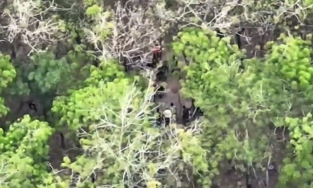 Cảnh sát dùng flycam theo dõi tụ điểm cờ bạc ở TP.HCM