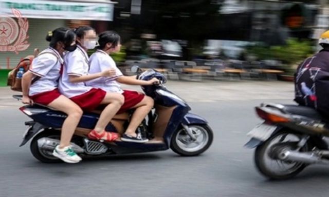 Giao hoặc để xe cho người không đủ điều kiện tham gia giao thông gây tai nạn, ai chịu trách nhiệm?