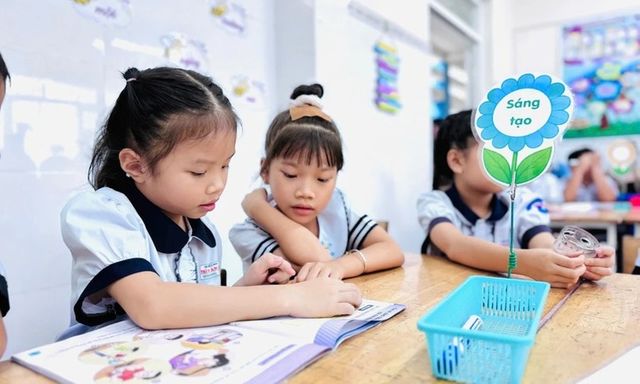 Tuyển sinh đầu cấp tại TP.HCM: Hạn chót rà soát dữ liệu, phụ huynh cần lưu ý gì?