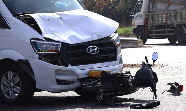Tin tức tai nạn giao thông mới nhất ngày 5/3: Va chạm với xe buýt, người điều khiển xe máy tử vong