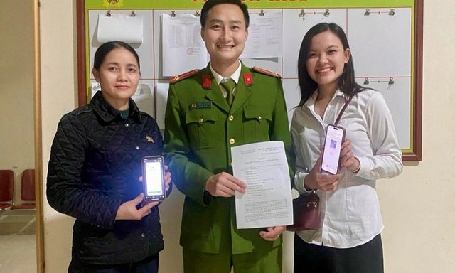 Tin tức thời sự 24h: Cô gái chuyển nhầm 1,3 tỷ đồng cho tài khoản lạ