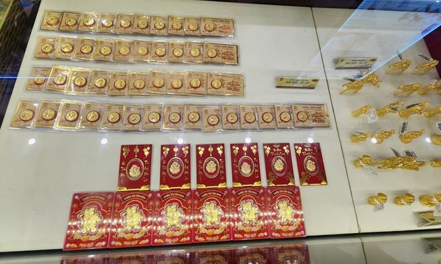 Giá vàng hôm nay (5/3): Vàng trong nước tiếp đà giảm 