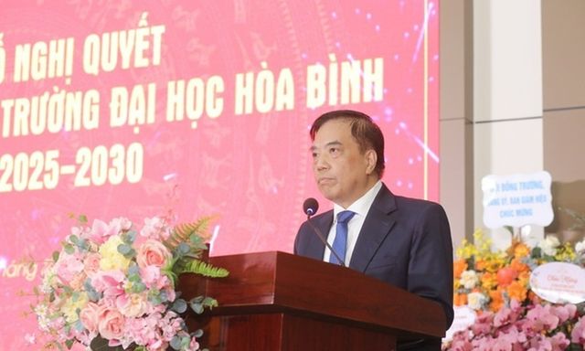 Chân dung tân Hiệu trưởng Trường Đại học Hòa Bình
