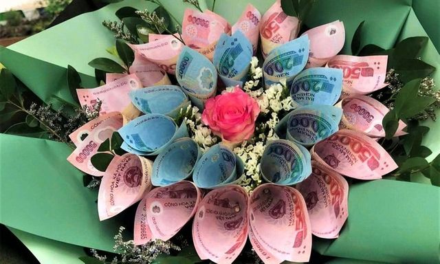 Xôn xao dịch vụ kết 