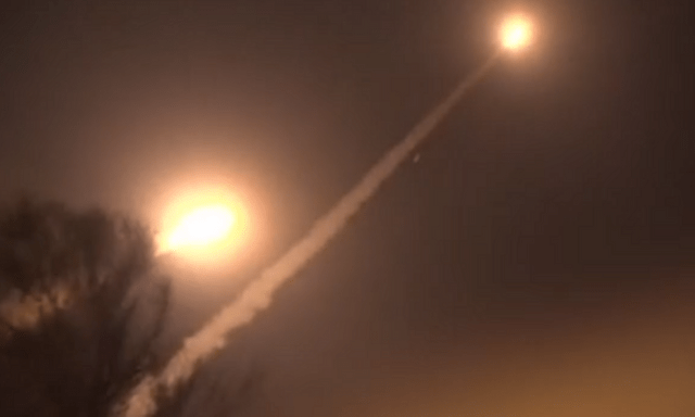 Iran phát động đợt tấn công mới, phóng loạt tên lửa tiên tiến, bác tin đồn cạn kiệt hỏa lực