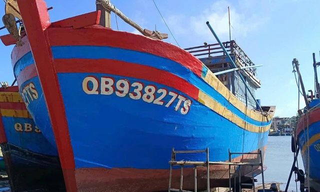 Tin tức thời sự 24h: Tàu cá và 2 ngư dân tỉnh Quảng Trị mất liên lạc trên biển