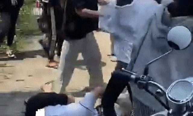 Xác minh clip một học sinh bị nhóm bạn đánh bất tỉnh ở Phú Quốc