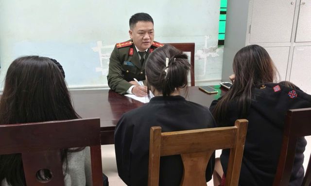 Công an Nghệ An kịp thời ngăn chặn 3 nữ sinh nghi bị dụ dỗ ra các tỉnh phía Bắc làm 