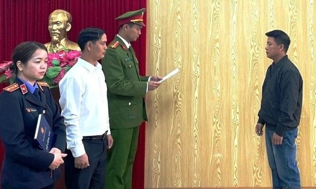 Phát hiện cơ sở sản xuất dấm giả quy mô lớn tại Ninh Bình, bắt tạm giam Vũ Văn Dũng