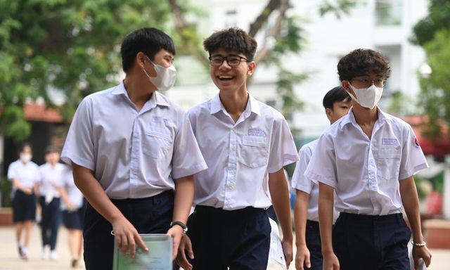 Sở GD&ĐT TP.HCM chỉ đạo khẩn về chỗ học lớp 10