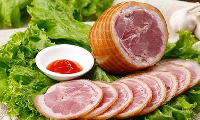 Tại sao thịt xông khói trên thị trường lại rẻ hơn thịt lợn tươi?
