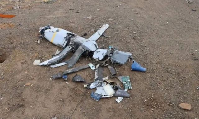 Iran bắn hạ tên lửa 