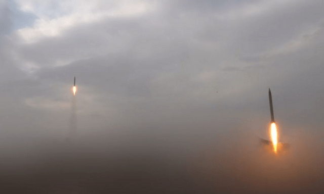 Clip: Iran tung hỏa lực dồn dập, đáp trả Mỹ - Israel sau lệnh của tân Lãnh tụ Tối cao