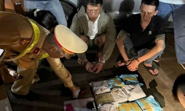 Bắt giữ 3 đối tượng mua bán ma túy số lượng lớn