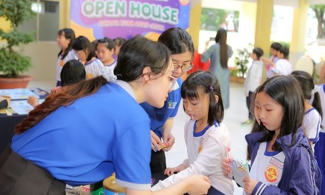 Tin tức giáo dục 24h: Sở GD&ĐT TP.HCM cảnh báo mạo danh cán bộ tuyển sinh để lừa đảo