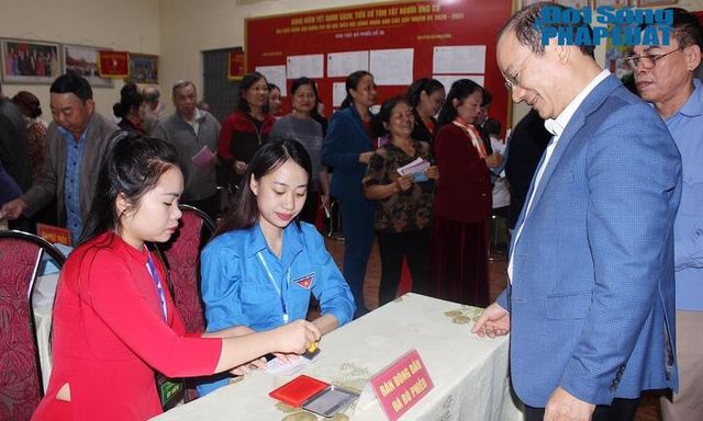 Media: Thái Nguyên tưng bừng ngày hội non sông