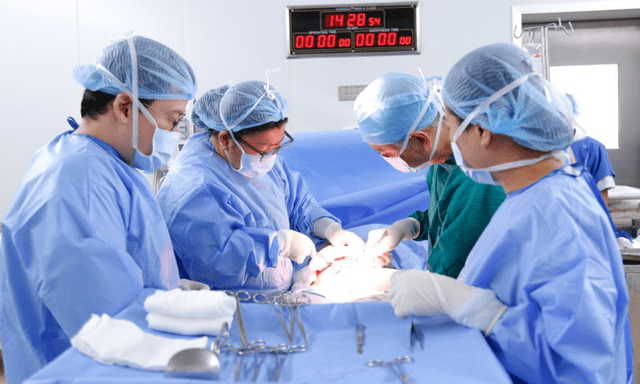 Tin tức đời sống 16/3: Bé trai chào đời khỏe mạnh sau hành trình can thiệp tim bào thai xuyên tử cung