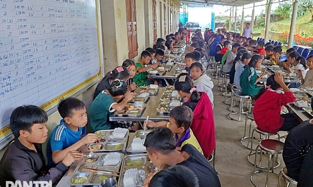 Tin tức giáo dục 24h: Nhóm học sinh nào ở Gia Lai được đề xuất hỗ trợ tiền ăn 540.000 đồng/tháng?