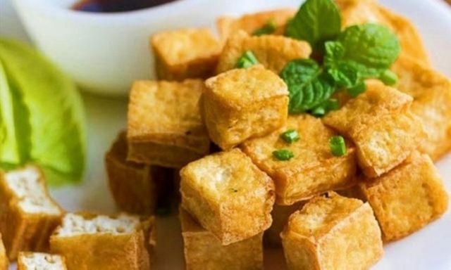 Đậu phụ nhúng qua thứ nước này trước khi rán đậu giòn tan