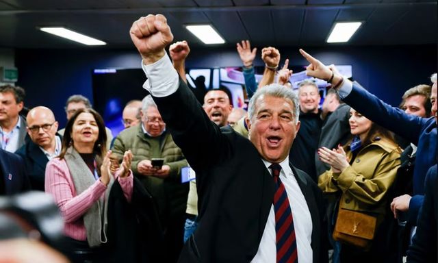 Joan Laporta tái đắc cử làm Chủ tịch Barcelona nhiệm kỳ thứ tư