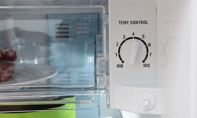Tủ lạnh có một nút nhỏ, mùa đông cứ chỉnh nó là tiết kiệm điện