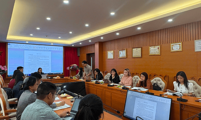 Nâng cao hiệu quả tiếp cận tín dụng qua việc hoàn thiện Sổ tay, Tờ rơi pháp luật