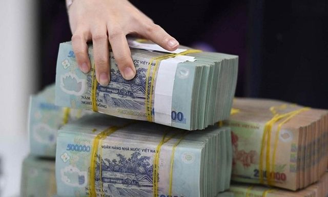 Tăng lương cơ sở 8% phải đồng thời làm tốt kiểm soát giá cả, ổn định thị trường