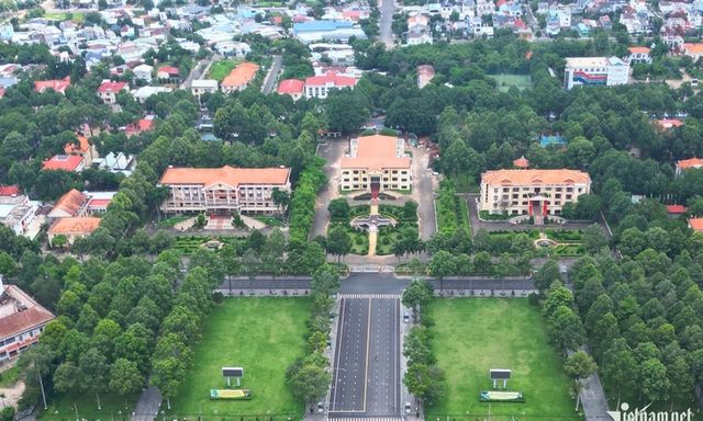 Tin tức giáo dục 24h: Đồng Nai chuyển trụ sở phường thành giảng đường đại học