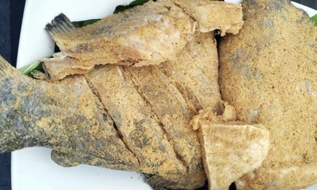 Hiểm họa rình rập trong món cá ủ chua, 