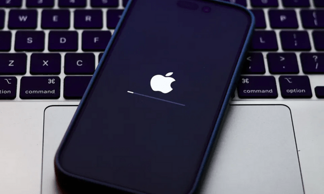 Cảnh báo khẩn hàng trăm triệu iPhone đối mặt nguy cơ bị tấn công