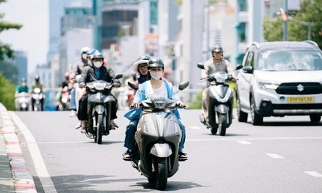 Tin tức dự báo thời tiết ngày 31/3: Hà Nội đêm có vừa rào và dông vài nơi, ngày nắng nóng