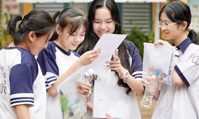 Kỳ thi vào lớp 10 ở Hà Nội: Học sinh sẽ đăng ký dự tuyển từ 10-17/4, không còn giới hạn khu vực