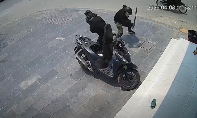 Công an xác minh clip người phụ nữ bị hành hung giữa ban ngày ở Nghệ An