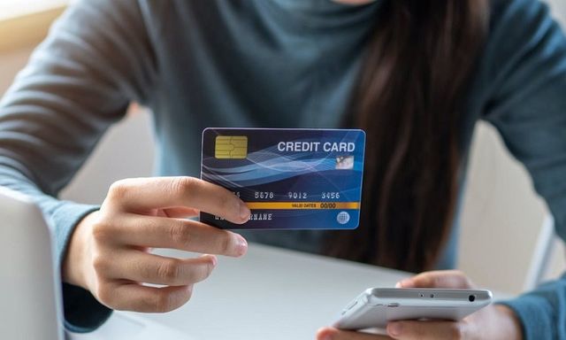 Cách tra cứu hạn mức thẻ tín dụng nhanh chóng