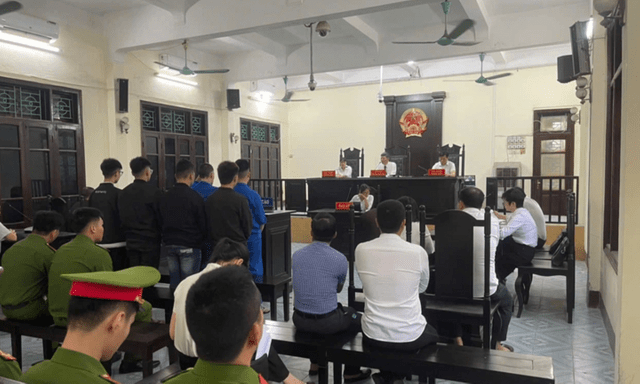 Tin pháp luật nổi bật 24h qua: Con trai giang hồ khét tiếng Đường “Nhuệ” lĩnh án tù