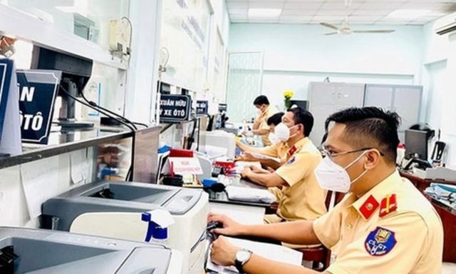 Cấp lại chứng nhận đăng ký xe, biển số xe mất bao lâu?