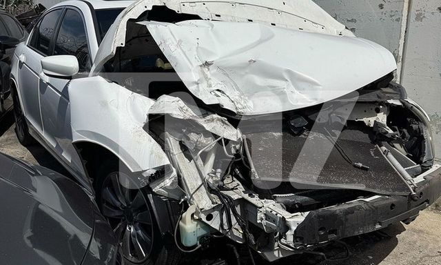 Nữ diễn viên nổi tiếng cùng các con nhập viện khẩn cấp sau tai nạn ô tô kinh hoàng