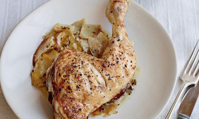 Người bệnh thận có nên ăn thịt gà không?