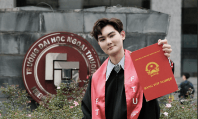 Nam sinh tốt nghiệp sớm Trường Đại học Ngoại thương với tấm bằng xuất sắc