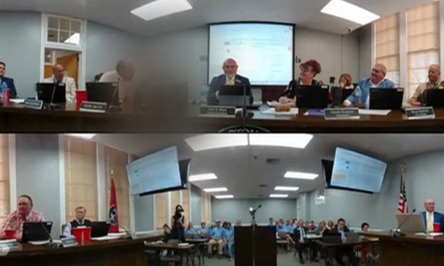 Khen nữ sinh 18 tuổi 