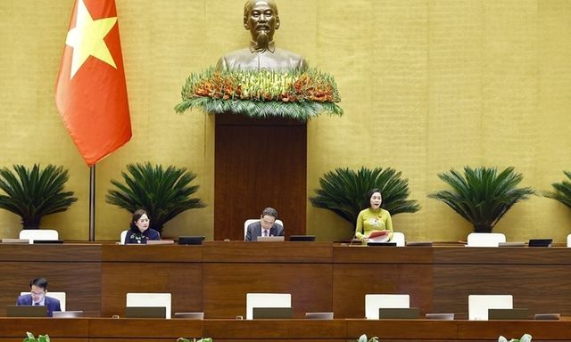 Ngày 9/4, Quốc hội thảo luận 4 dự án Luật và kết quả thực hiện kế hoạch phát triển KTXH