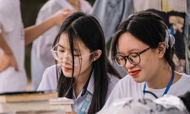 Tuyển sinh vào lớp 10 ở Hà Nội: Từ hôm nay (10/4), 147.000 học sinh bắt đầu đăng ký