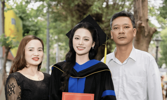 Hoa hậu đẹp tựa “nàng thơ” tốt nghiệp thạc sĩ ở tuổi 25