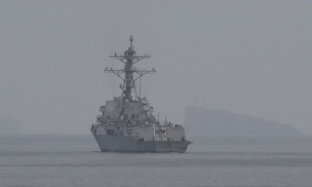 Hé lộ 2 chiến hạm được Mỹ điều động rà phá thủy lôi ở eo biển Hormuz